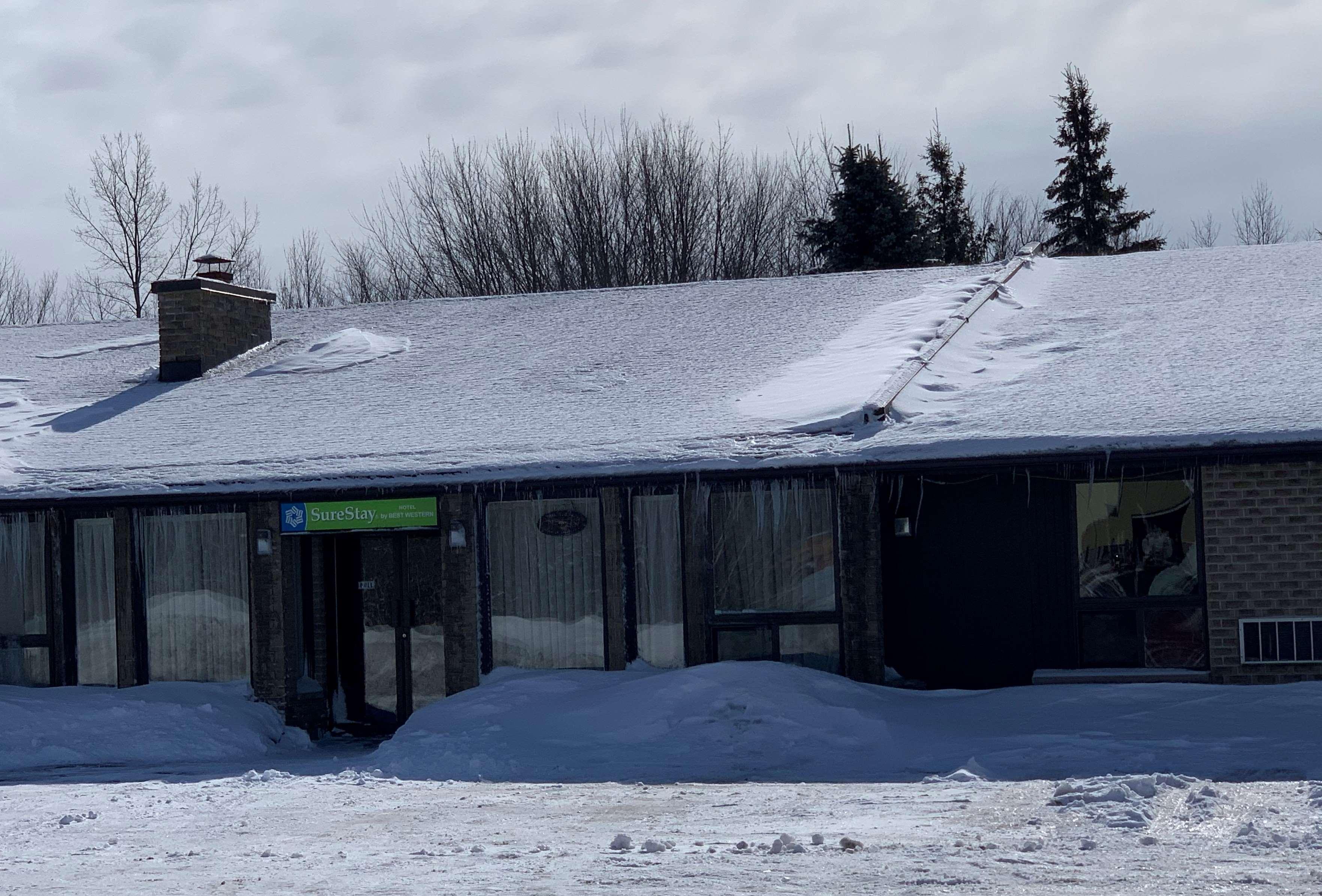 Surestay Hotel By Best Western Kemptville Exterior photo